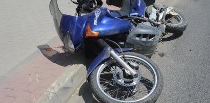 Groźny wypadek w Sanoku. Dzieci wbiegły pod rozpędzony motocykl