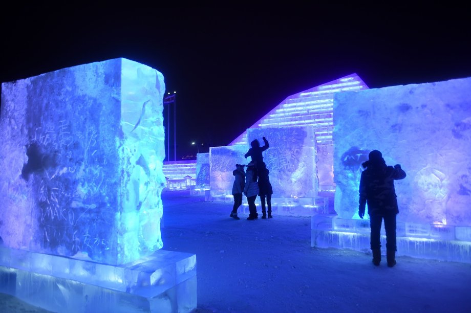 Międzynarodowy Festiwal Śniegu i Lodu (2016)