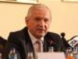 Gomułka: Powinniśmy ratyfikować pakt fiskalny