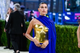 Hejli Biber rođena je u znaku Strelca