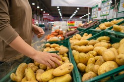 Inflacja w czerwcu. Te usługi i produkty podrożały najbardziej [TABELA]