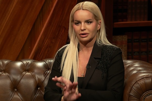 (VIDEO) "HTEO JE I DRUGOG DEČAKA, BILO JE MALO RAZOČARENJE" Džidža o želji oca Dragana Stojkovića Bosanca, o odnosu sa njim i trenutku kada je dobila ŠAMAR