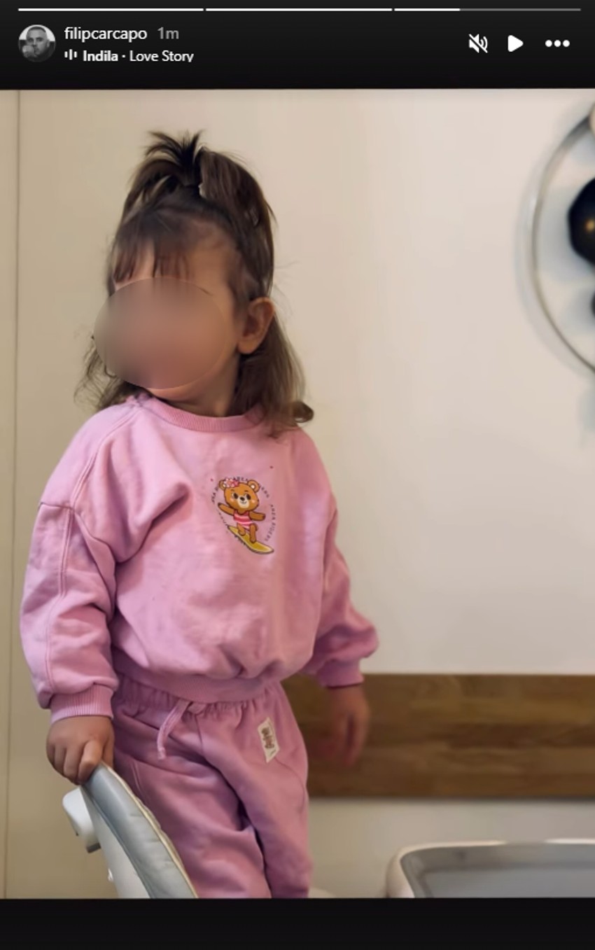 Filip Car sredio ćerku Leonu kao iz modnog kataloga: Rep na vrhu glave, šiške i roze trenerka