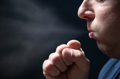 Koronavírus: téli járványhullámra számít a német egészségügyi miniszter