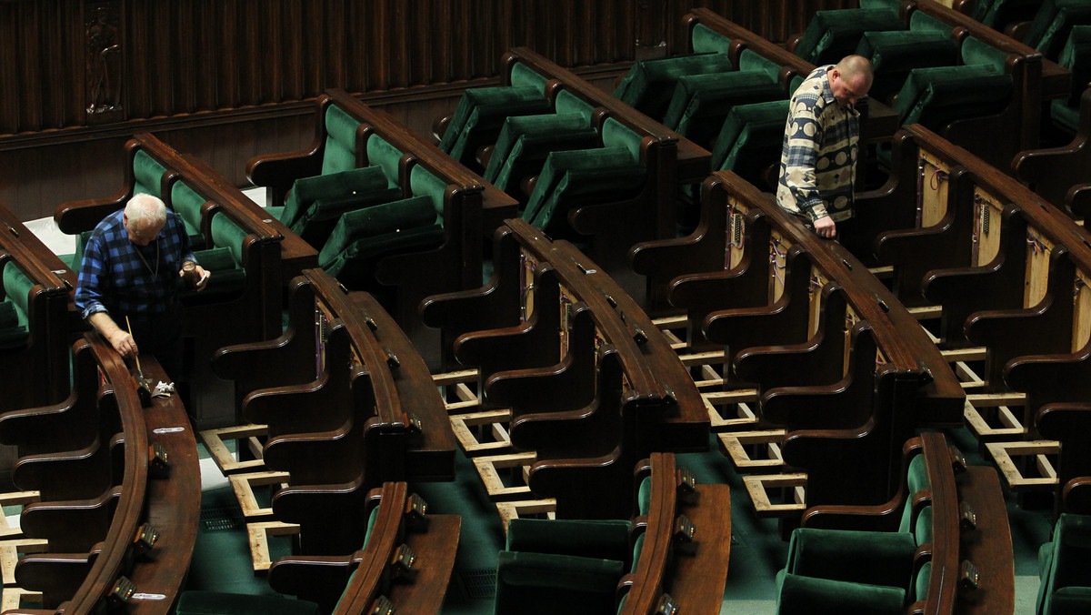 Przykładem wynaturzenia jest "Agent Tomek". Do Sejmu, pomazaniec PiS, dostał się, bo ma "zasługi"!