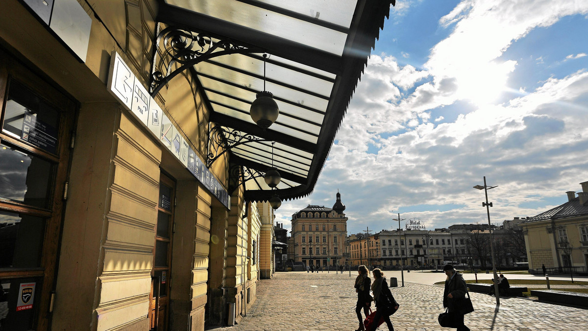 PKP może poważnie zmienić centra dużych polskich miast. Planuje inwestycje na świetnie położonych gruntach – donosi "Gazeta Wyborcza".