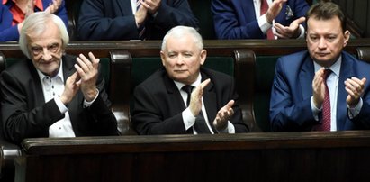 Zaskakujące notowania SLD. PiS traci przez ustawę IPN?