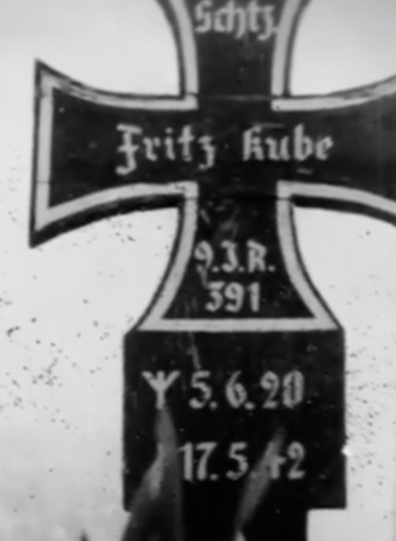 Grób Fritza na Krymie (fot Łukasz Kazek, archiwum prywatne)