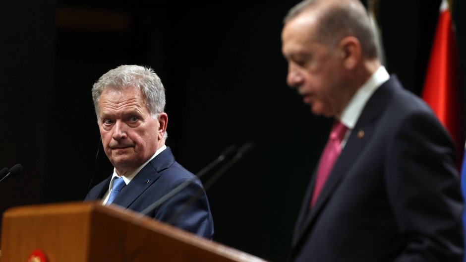 Prezydent Finlandii Sauli Niinisto i prezydent Turcji Recep Tayyip Erdogan