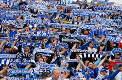 Kibice Ruchu Chorzów protestowali na... Times Square w Nowym Jorku [WIDEO]