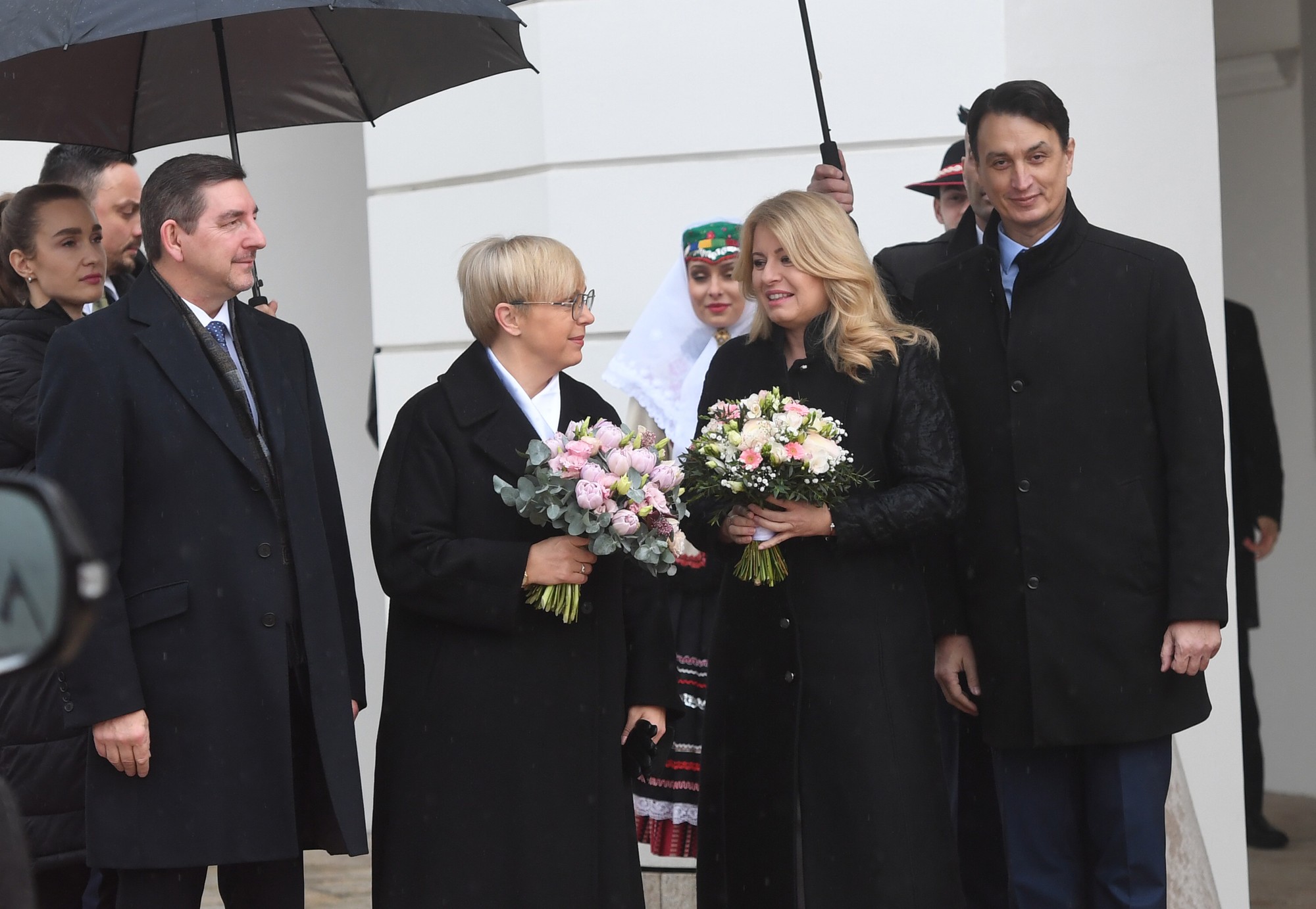 Prezidentka SR Zuzana Čaputová privítala na Slovensku slovinskú prezidentku Natašu Pircovú Musarovú.