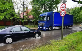 Jakie są dopuszczalne prędkości na polskich drogach?
