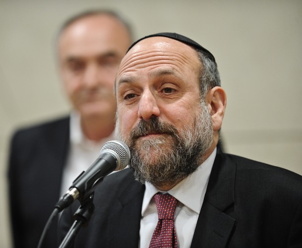 Naczelny rabin Polski Michael Schudrich podczas spotkania przedstawicieli środowisk żydowskich zorganizowanego 26 października, dwa dni przed uroczystym otwarciem Muzeum Historii Żydów Polskich