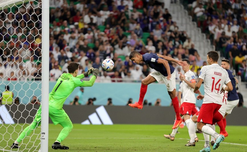 Wstydu nie było. Polacy grali z mistrzami świata, jak równy z równym