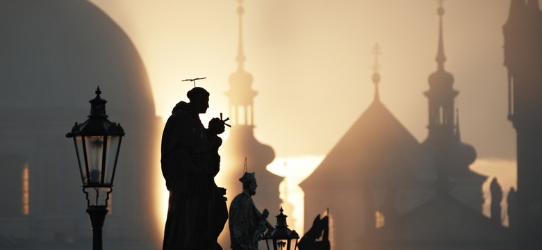 Trzy lata akcji amerykańskich służb. Podejrzanych zatrzymali w... Czechach