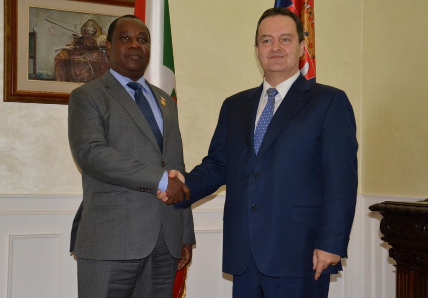 Povlačenje priznanja Kosova