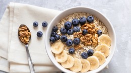 Una dieta antiinflamatoria hace maravillas para Hashimoto.  ¿Qué comemos y qué evitamos?