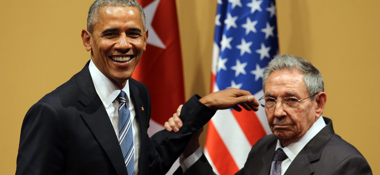 Spotkanie Raula Castro i Baracka Obamy. "Dajcie mi teraz listę, a ich uwolnię"