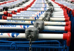 Centra handlowe powstają w małych miastach