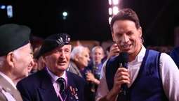 Afera wokół koncertu "(Nie)zakazane Piosenki". Prowadząca wbija szpilę Tomaszowi Wolnemu