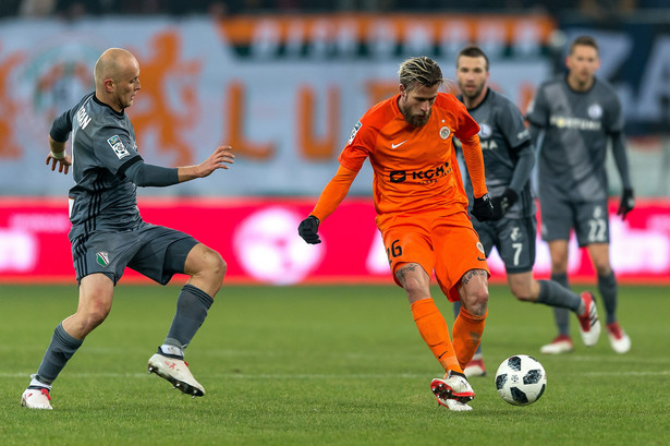 Ekstraklasa: Fatalny Pazdan, świetny Niezgoda, wielkie szczęście Legii na inaugurację