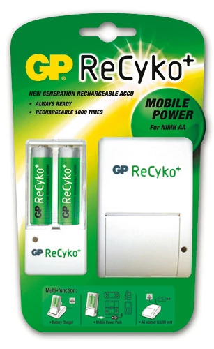 Zestaw GP ReCyko+ Mobile Power (140 złotych) składa się z dwóch akumulatorów AA, modułu zasilającego, ładowarki bazowej oraz zestawu różnych przewodów i wtyczek. Dzięki temu ładowarka pozwala nie tylko na naładowanie dołączonych akumulatorów, ale również na wykorzystanie ich do zasilenia różnych urządzeń - telefonu komórkowego czy kieszonkowej konsoli gier