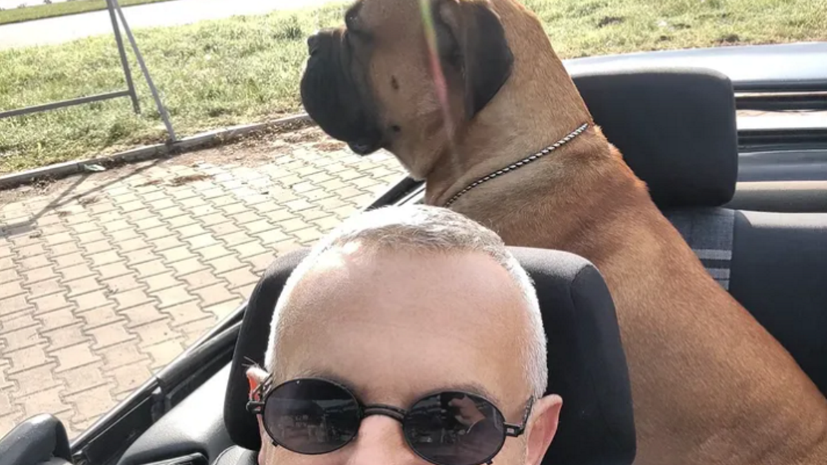 Ljubavnica našeg pevača (57) se pokajala zbog veze sa njim, a on hteo da je OŽENI: 