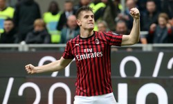 Gol Krzysztofa Piątka wybrany bramką sezonu! [WIDEO]