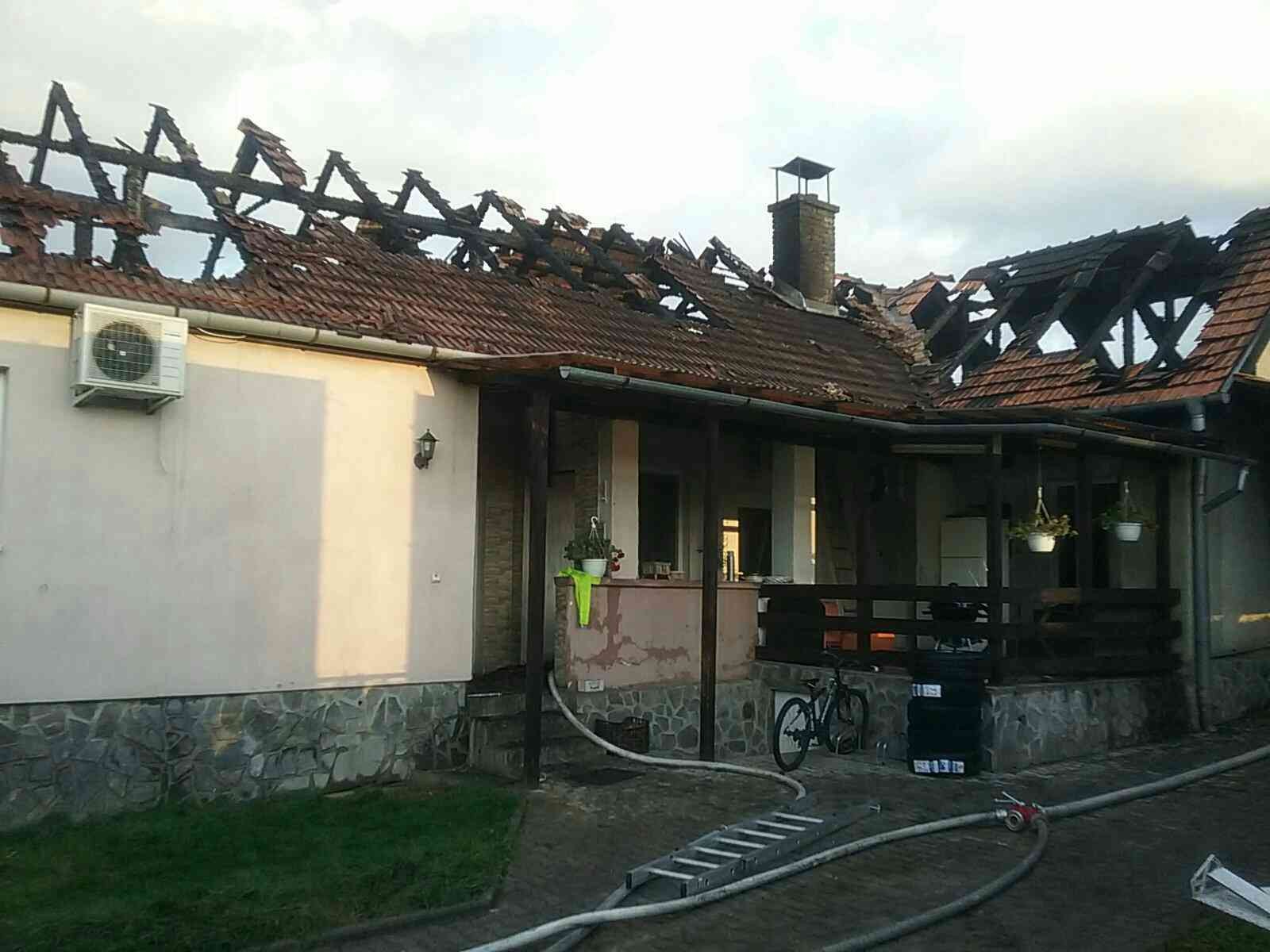 Požiar pripravil o domov otca s dvomi synmi. 