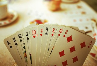 Zwolnienia z VAT nie będzie. Trybunał UE: fiskalnie - brydż to nie sport