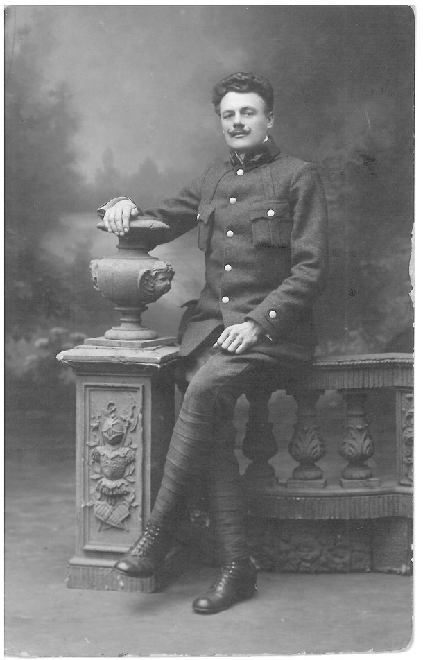 Kolejarz w mundurze, 1954 r.