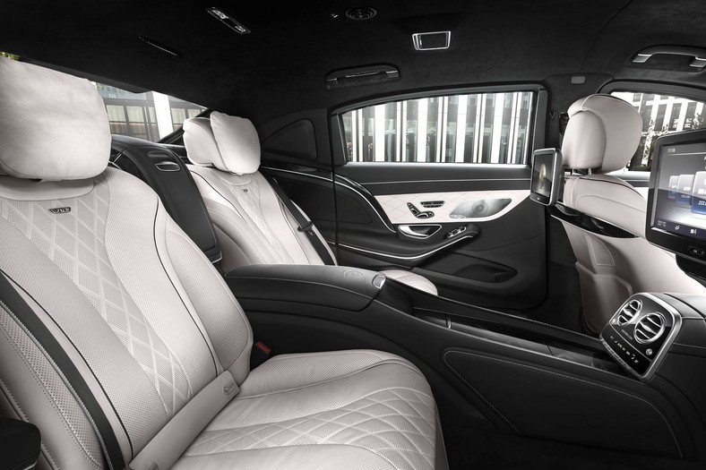 Pancerny Mercedes-Maybach S 600 Guard