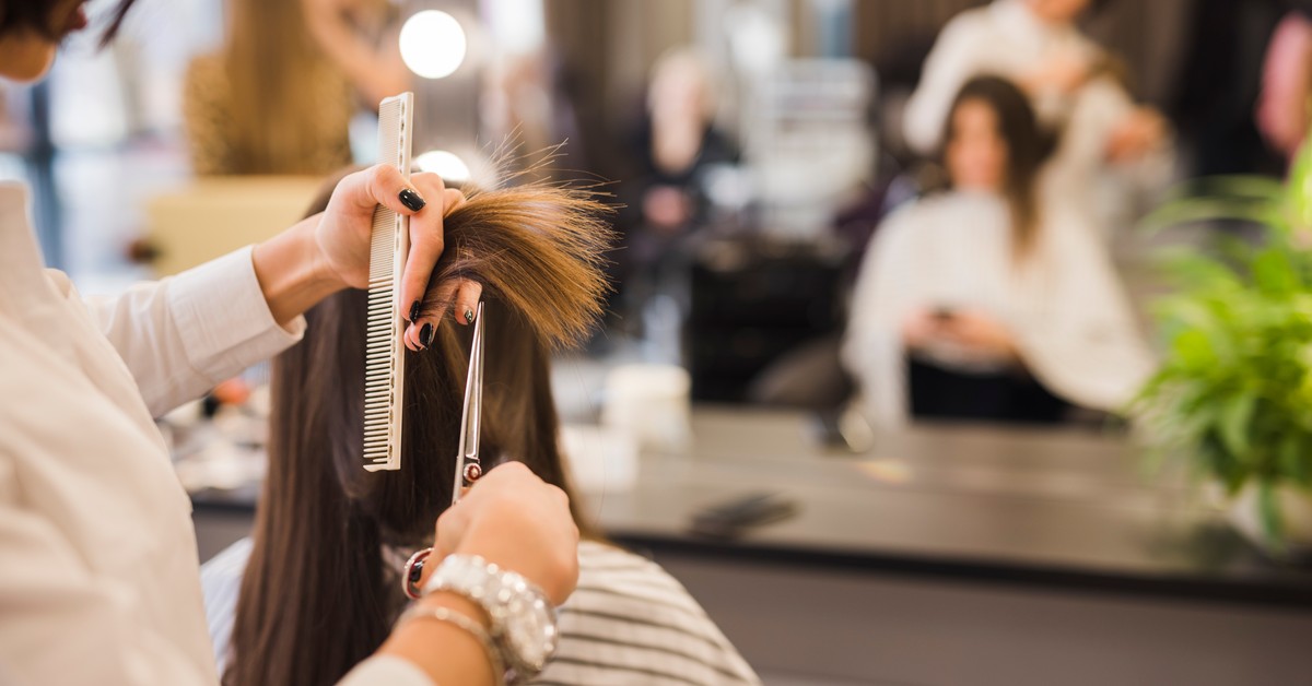 Świadczysz usługi na działalności nierejestrowanej? Prawdopodobnie trzeba to zgłosić do ZUS