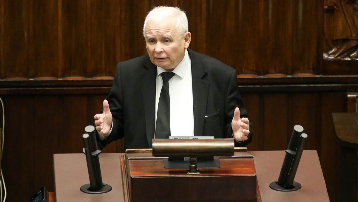 Jarosław Kaczyński w Sejmie zapowiedział referendum ws. przymusowej relokacji imigrantów. 15 czerwca 2023 r.