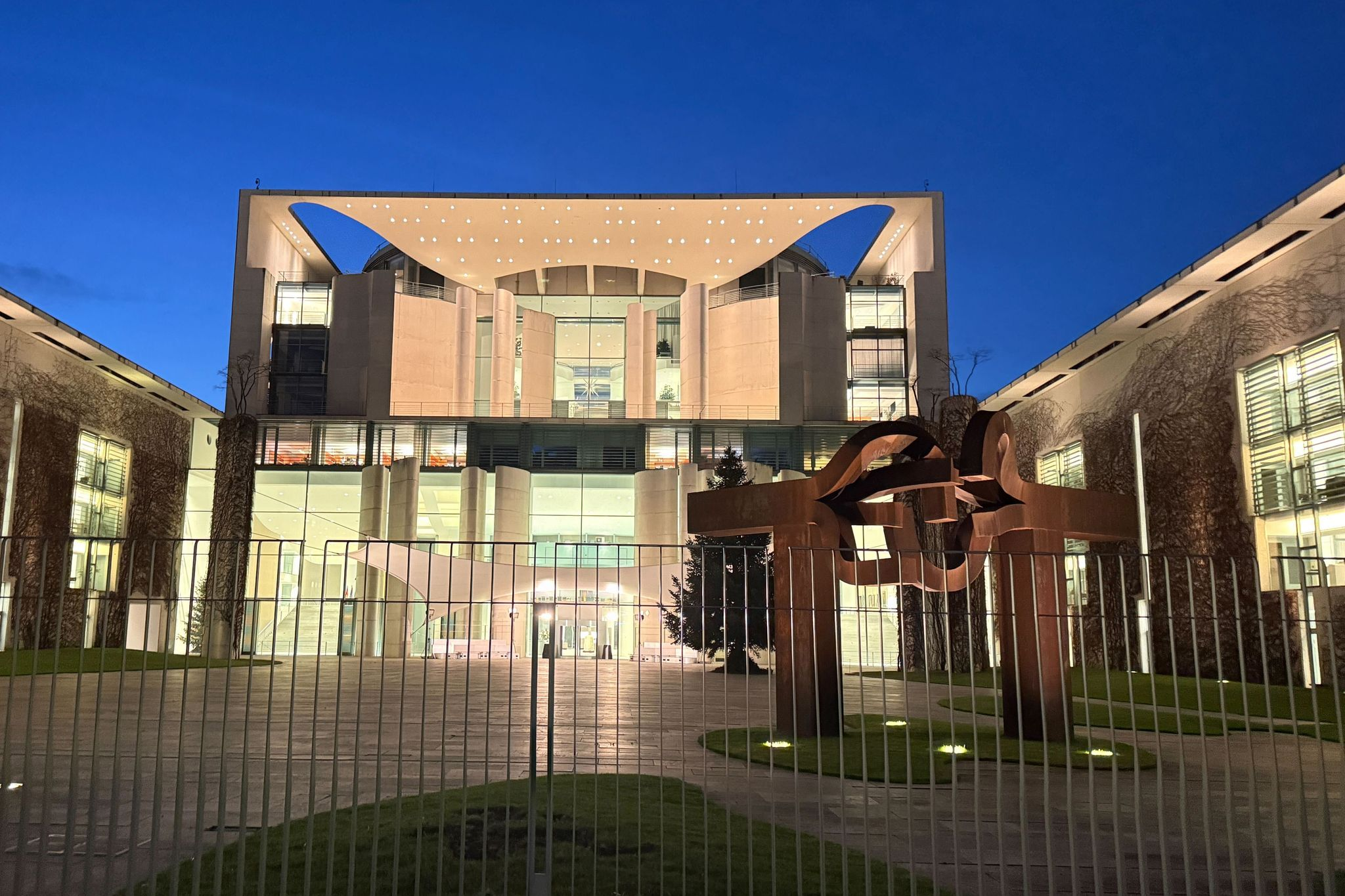 Einigung im Rentenstreit: Koalition verspricht Reform und 10 Milliarden