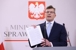 Warchoł o projekcie prezydenta ws. SN: Niczego nie rozwiązuje; nie zaspokaja żądań UE