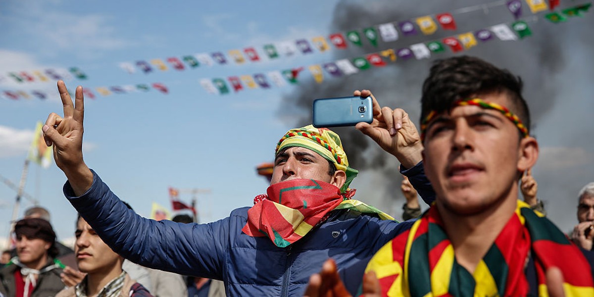 Diyarbarkir to miasto zamieszkiwane przez 900 tys. osób, głównie Kurdów. Na zdjęciu: obchody święta Newroz, kurdyjskiego Nowego Roku, w Diyarbakirze w marcu 2016 r.