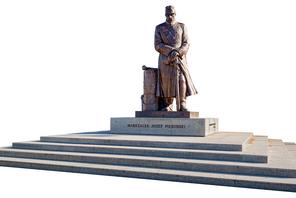 Pomnik Józefa Piłsudskiego, Belweder, Warszawa.