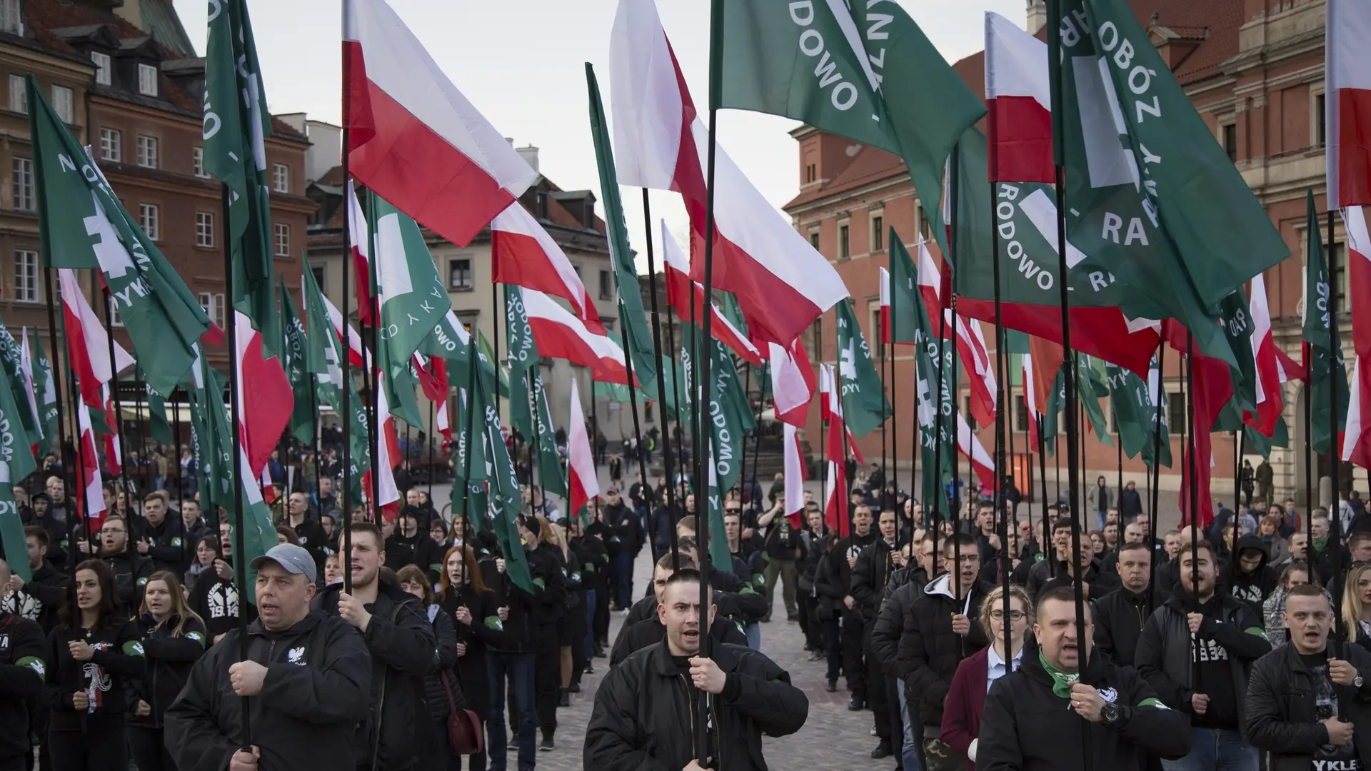 Oburzenie po marszu ONR w Warszawie. "Polska brunatnieje w oczach"