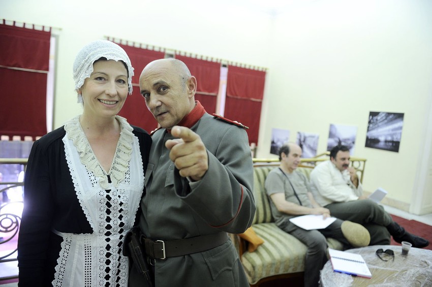 Branka Šelić i Rale Milenković (u pozadini Marko Baćović i Miloš Samolov)