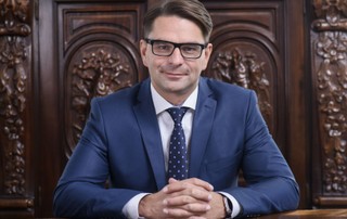 Rządowy komisarz w każdej gminie? Projekt ustawy o ochronie ludności oraz stanie klęski żywiołowej budzi wątpliwości [OPINIA]