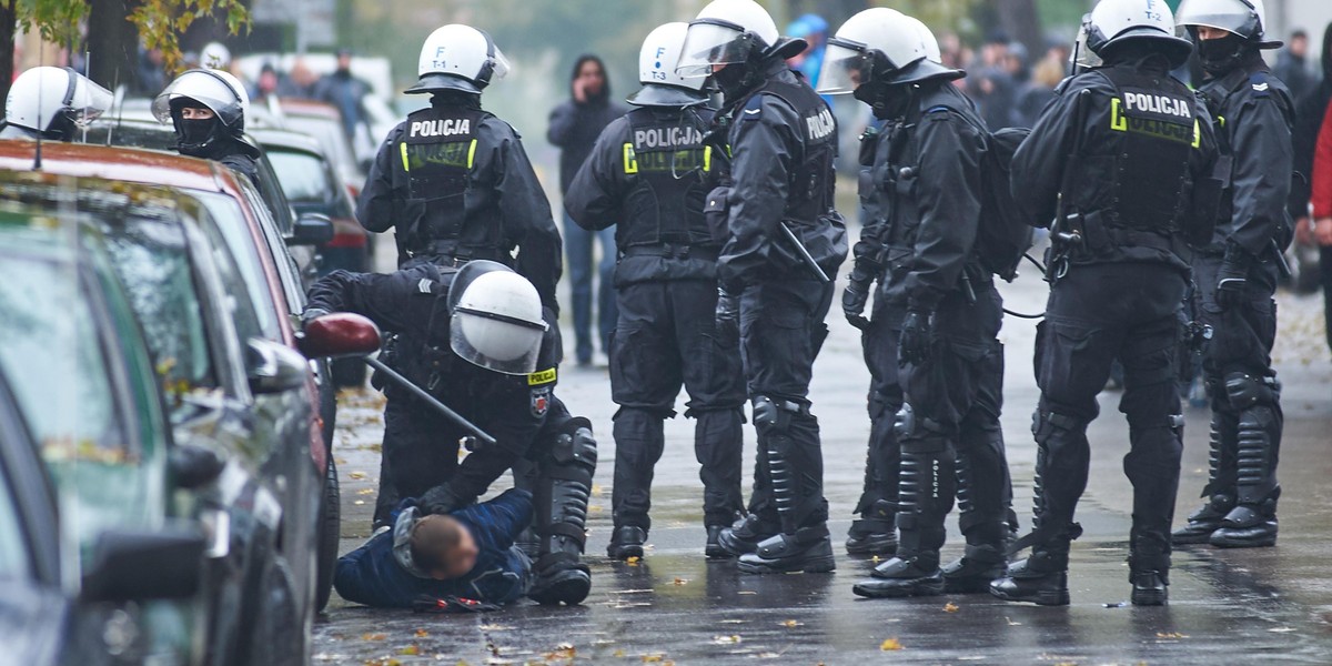 Zamieszki w Łodzi. Policja zatrzymała 24 osoby