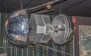 60 lat temu Sputinik rozpoczął erę kosmiczną. Co będzie następne?