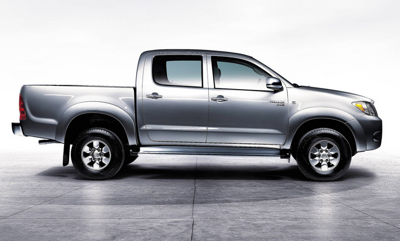 Używana Toyota Hilux: ciężarówka 4x4