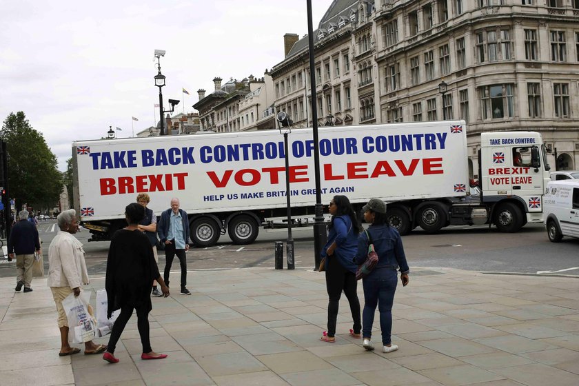 Haniebne ulotki obrażają Polaków po Brexit