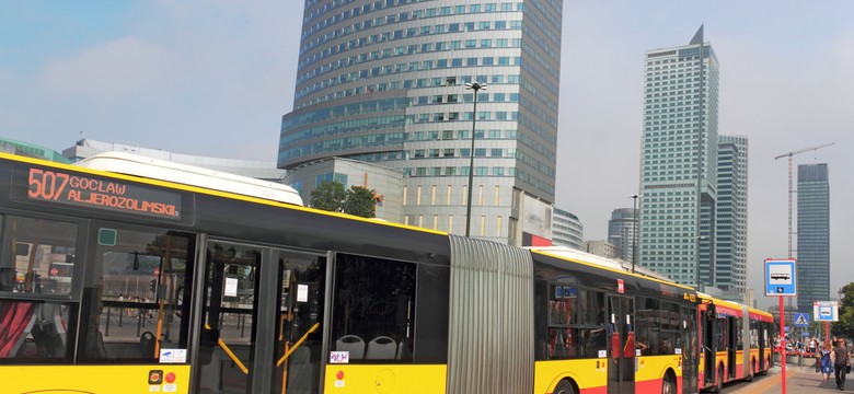 Biznes na lewych biletach. Wpadają fałszerze, ścigani są klienci