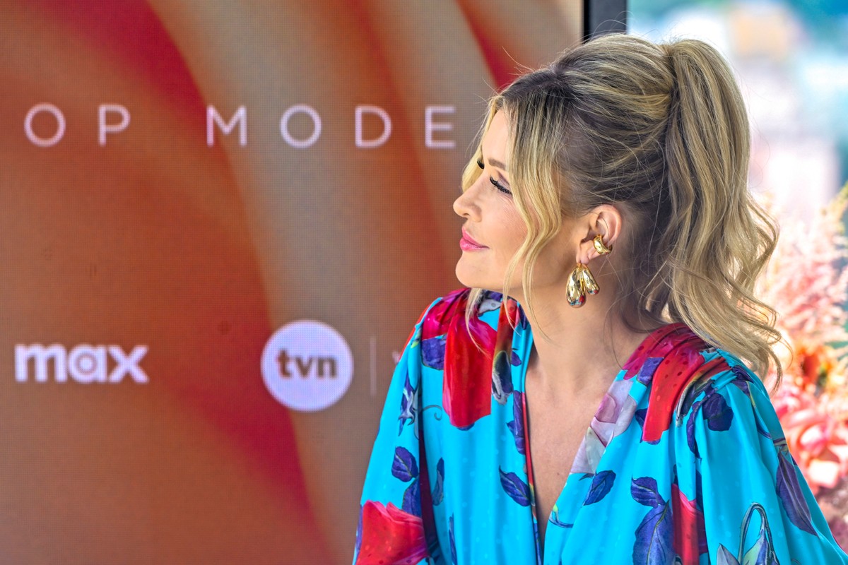 Fotoreporter zauważył Joannę Krupę, jurorkę "Top Model", bawiącą się w towarzystwie eurodeputowanego PiS Dominika Tarczyńskiego