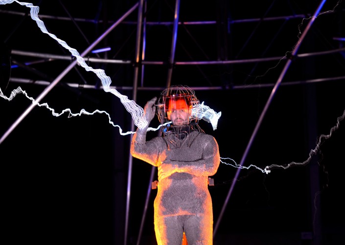 Magik w specjalnym stroju