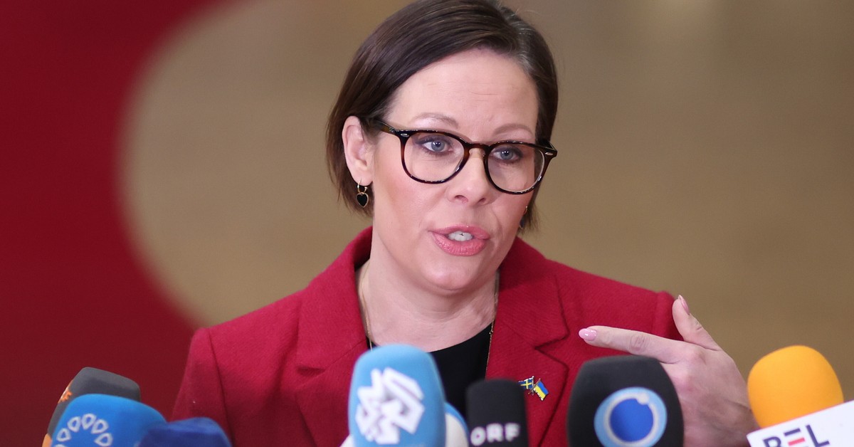 Europa więcej płaci Putinowi, niż pomaga Ukrainie. Ujawniła wstydliwe dane