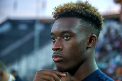 Liga angielska. "The Sun": Reprezentacyjny piłkarz Hudson-Odoi aresztowany